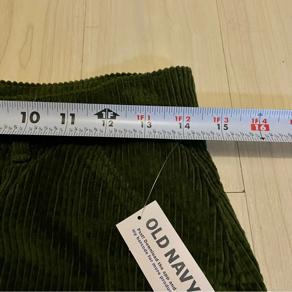 NWT Old Navy Corduroy Button-Front Mini Skirt in Dark Green Girls Size L(14 -16)